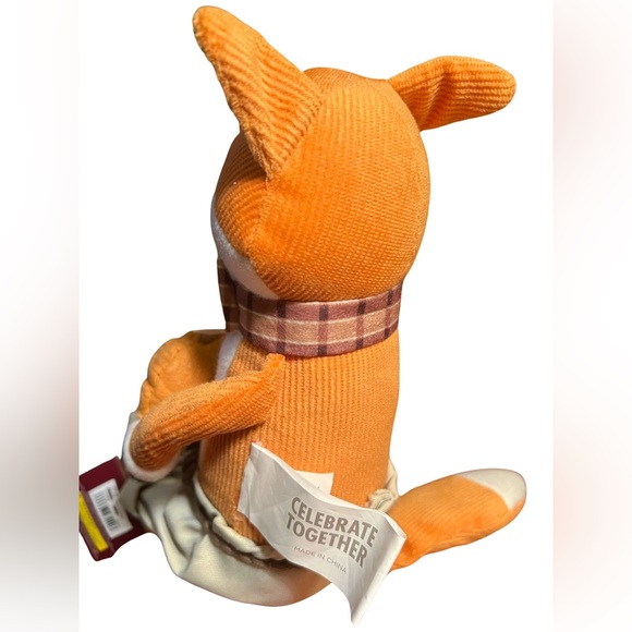 Napier NWT Beautiful Brown Gold Enamel White Rhinestone Fox Pin & Fox Decor - Picture 6 of 9